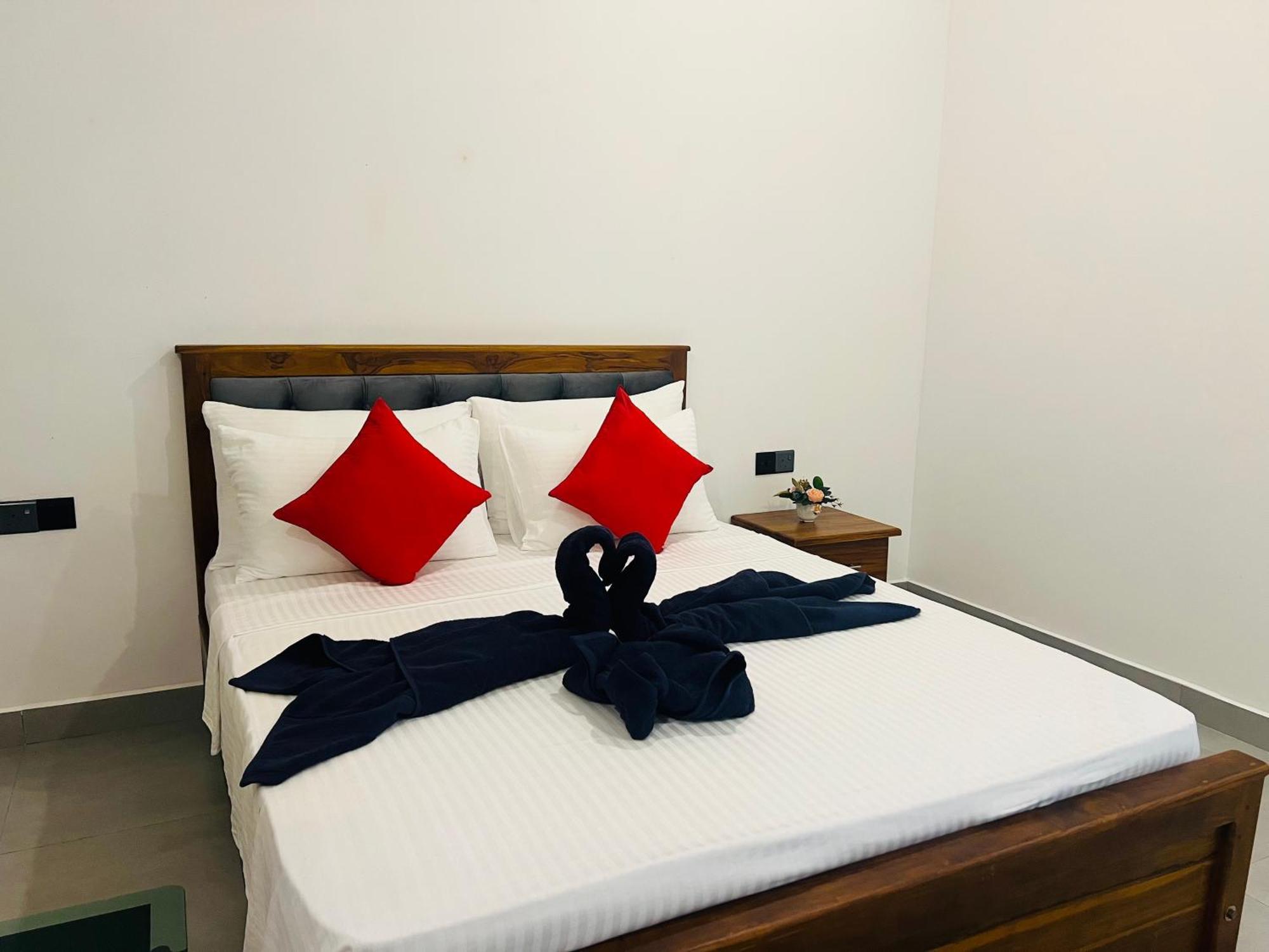 Maapagala Resort Сигирия Экстерьер фото