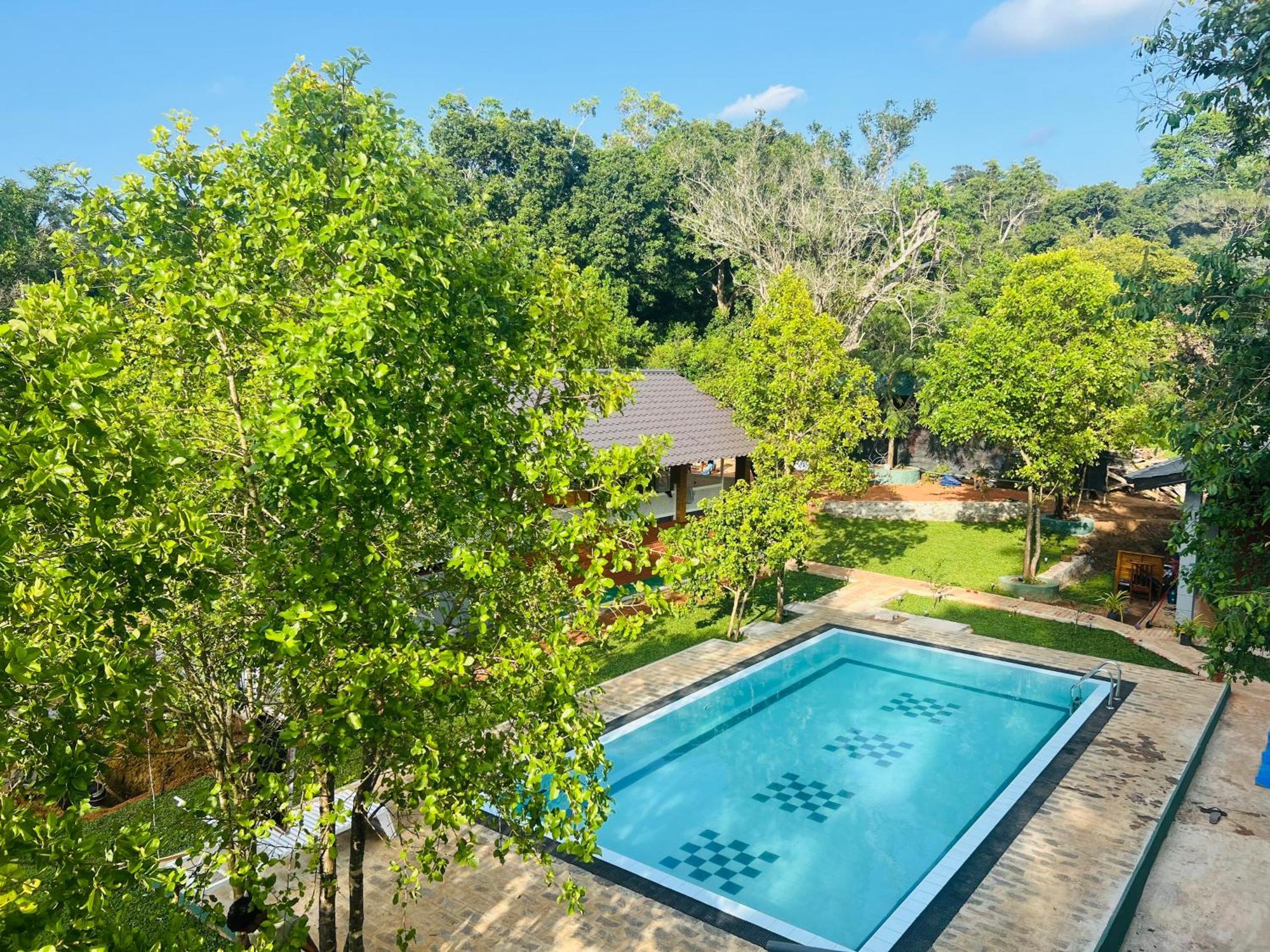 Maapagala Resort Сигирия Экстерьер фото